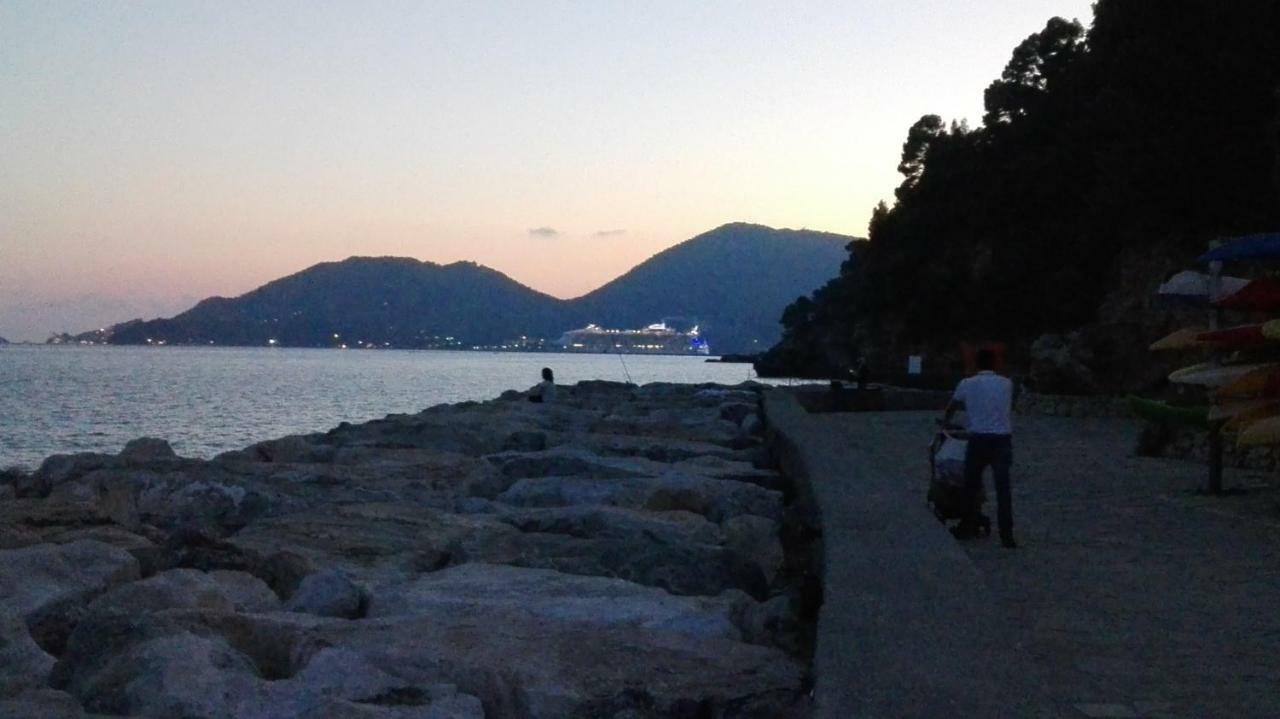 La Casetta Dei Marinai Lerici Exterior foto